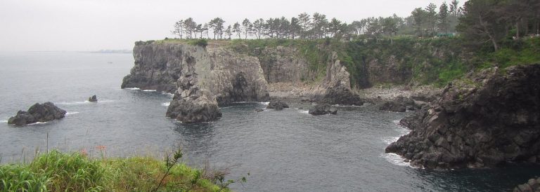 Côte rocheuse de l’île de Jeju